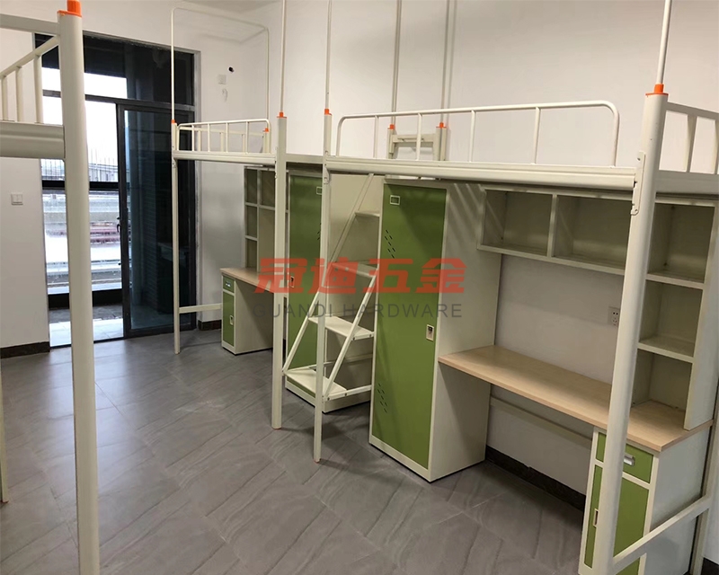 除了防護(hù)欄和安全梯，宿舍鐵床還有哪些防止跌落的設(shè)計(jì)？